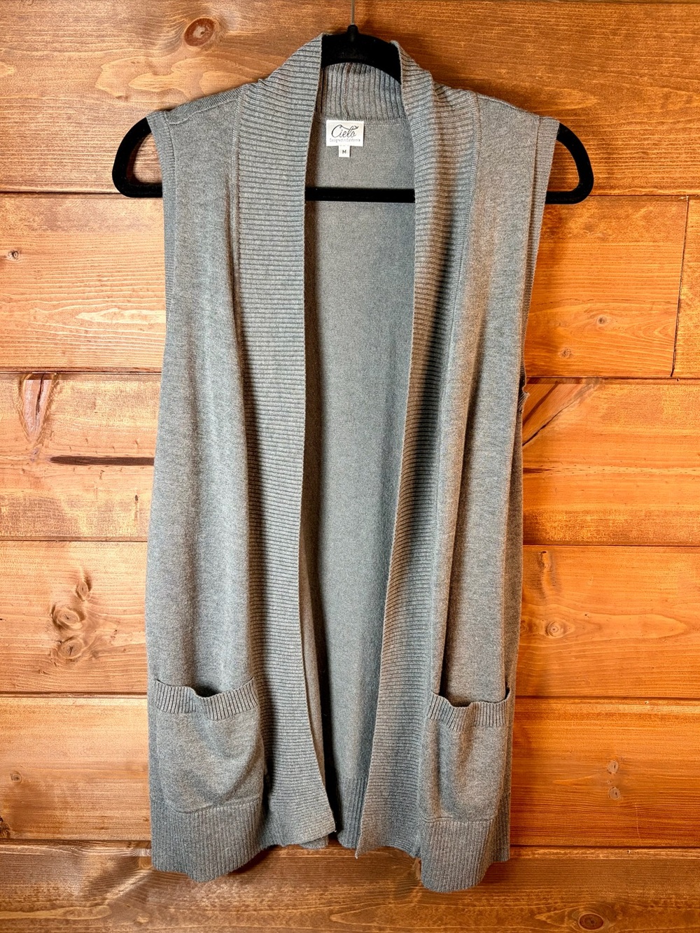 Cielo Gray Knit Sleeveless Long Women's Cardigan Size Medium 💕🩶